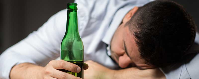 梦见醉酒是什么征兆 梦见醉酒什么意思