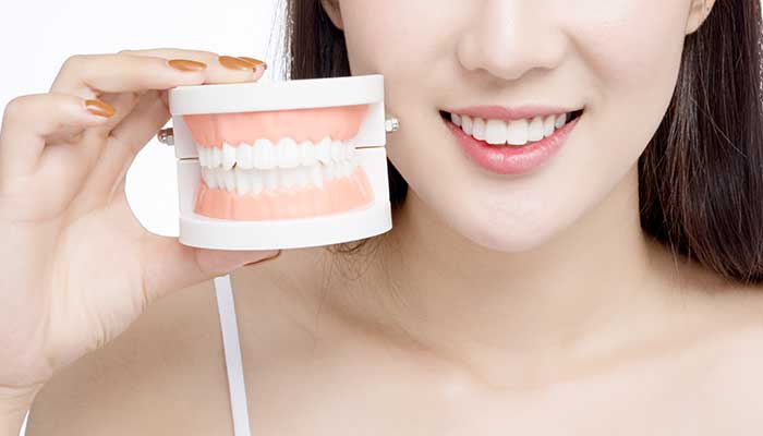 女人梦见别人的牙掉了有什么征兆 女人梦见别人的牙掉了什么意思