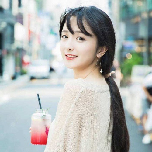 1649647693217766.jpg 梦见上厕所有人跟着是什么意思